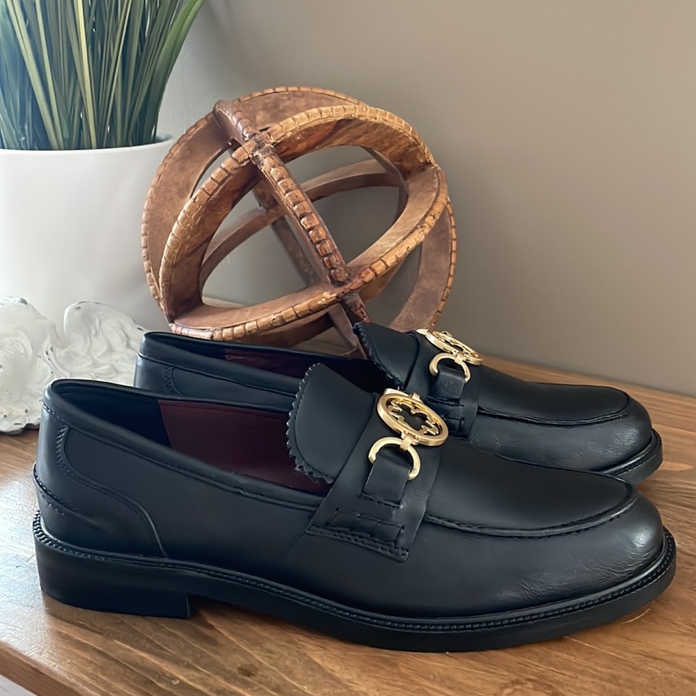 Ted Baker Women's Magnolia Leather Loafers in Black, Drayan